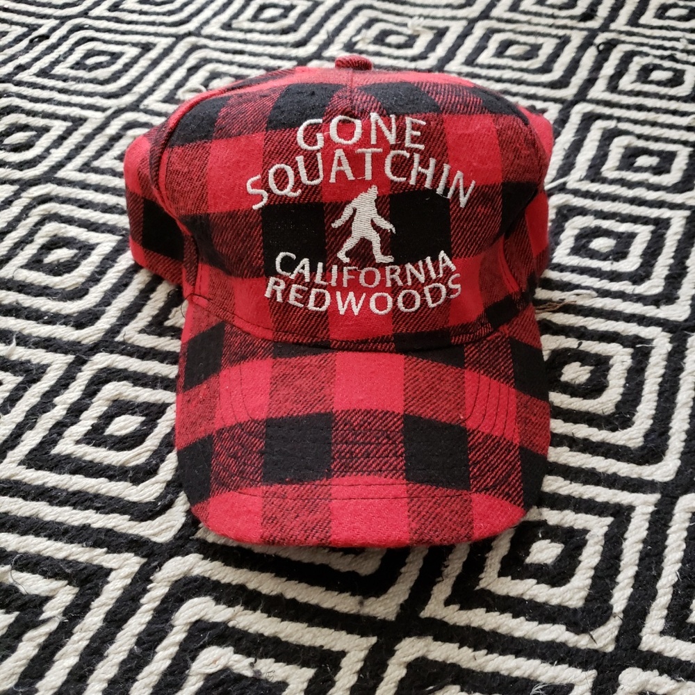 Gone Squatchin hat Redwoods